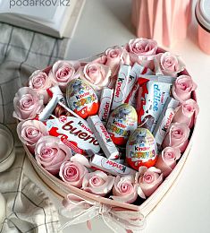 Подарочный набор "more love" голландские розы со сладостями