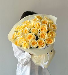 25 желтых голландских роз