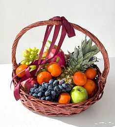 Фруктовая Корзина "Витаминка 2.0" тропические фрукты в корзине